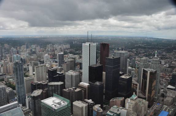 Vista do alto da CN Tower, em Toronto, no Canadá
